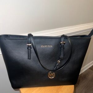 Michael Kors Black Jet Set Travel Medium *RARELY Carried*